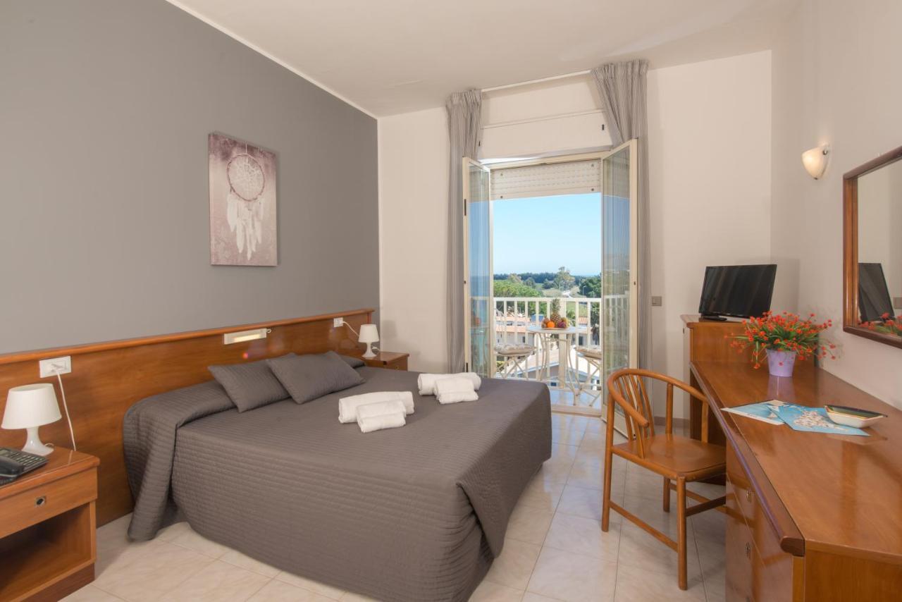 Hotel President Sea Palace Lido di Noto Zewnętrze zdjęcie